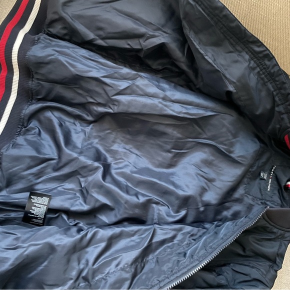 Tommy Hilfiger Kids Puffer Jacket - Picture 10 of 12
